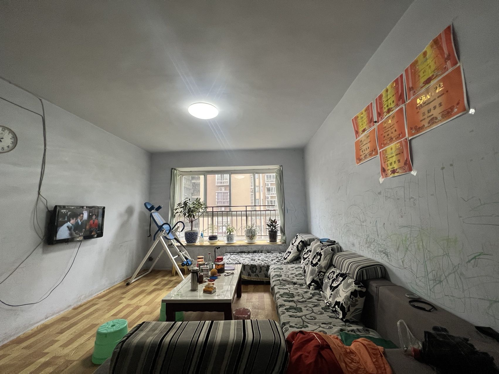 （罗浮广场）信德城市绿洲 3室2厅2卫 东