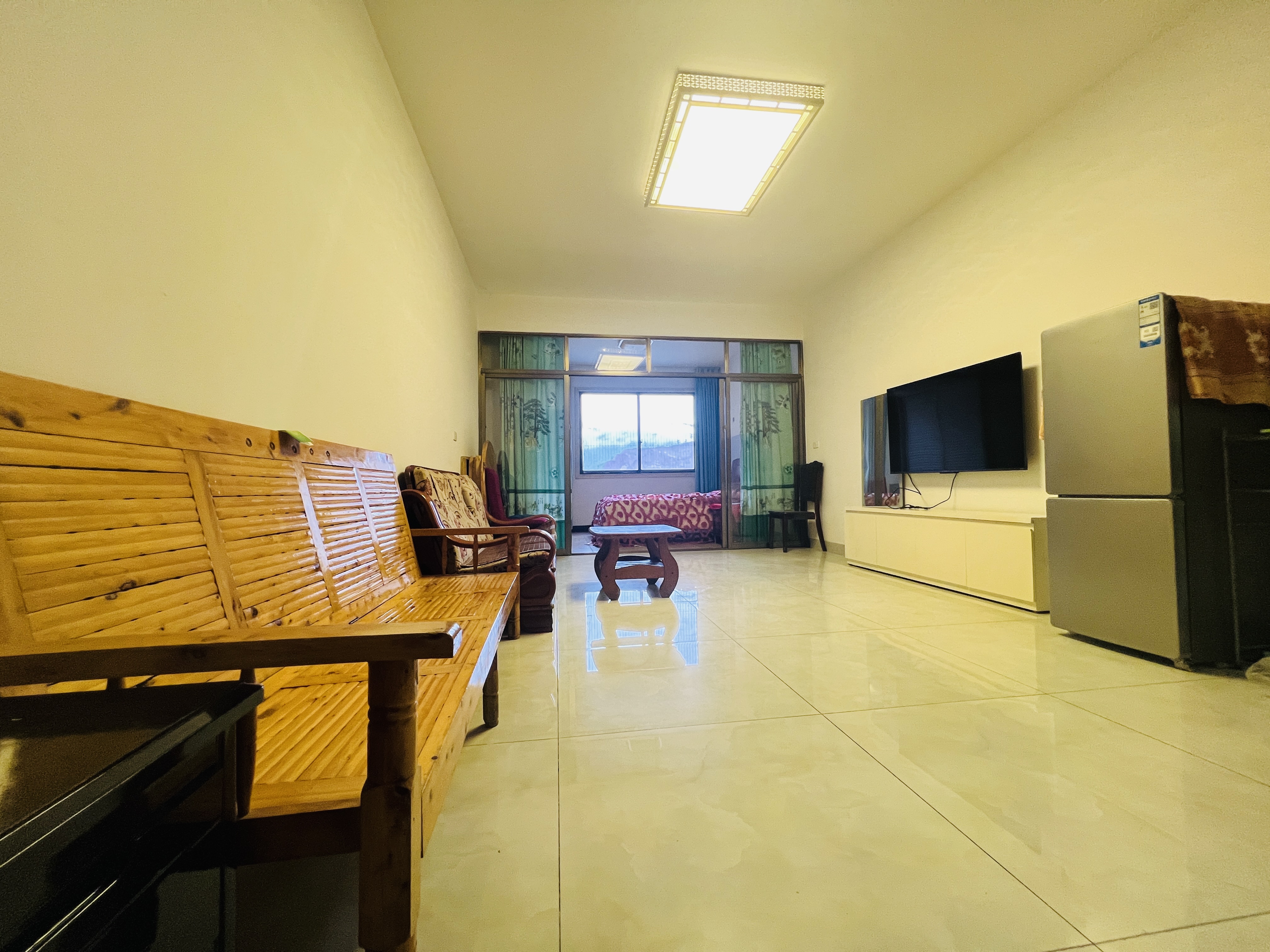 （升华广场）吉鑫综合楼 2室2厅1卫 东