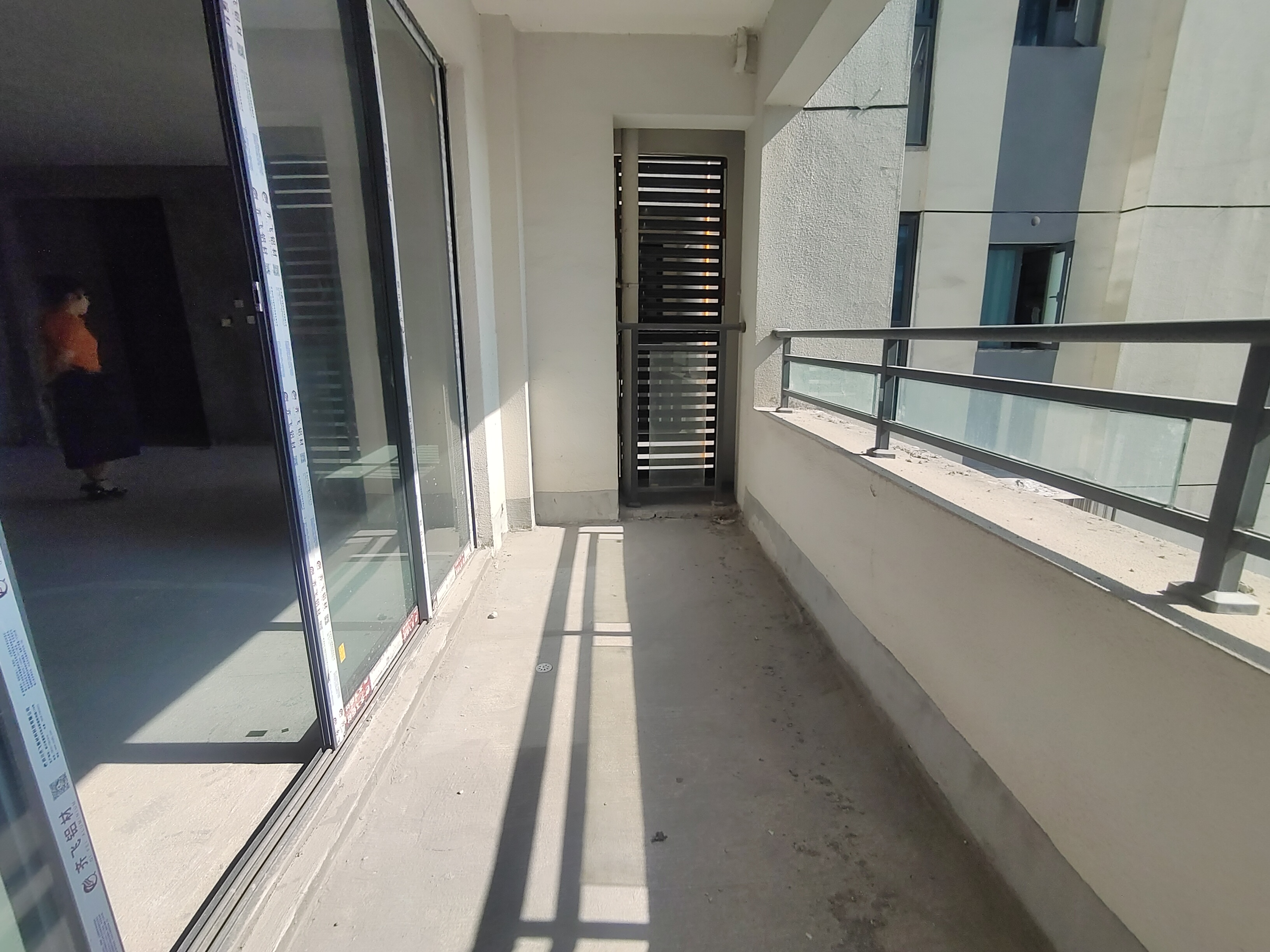 藍潤置地廣場