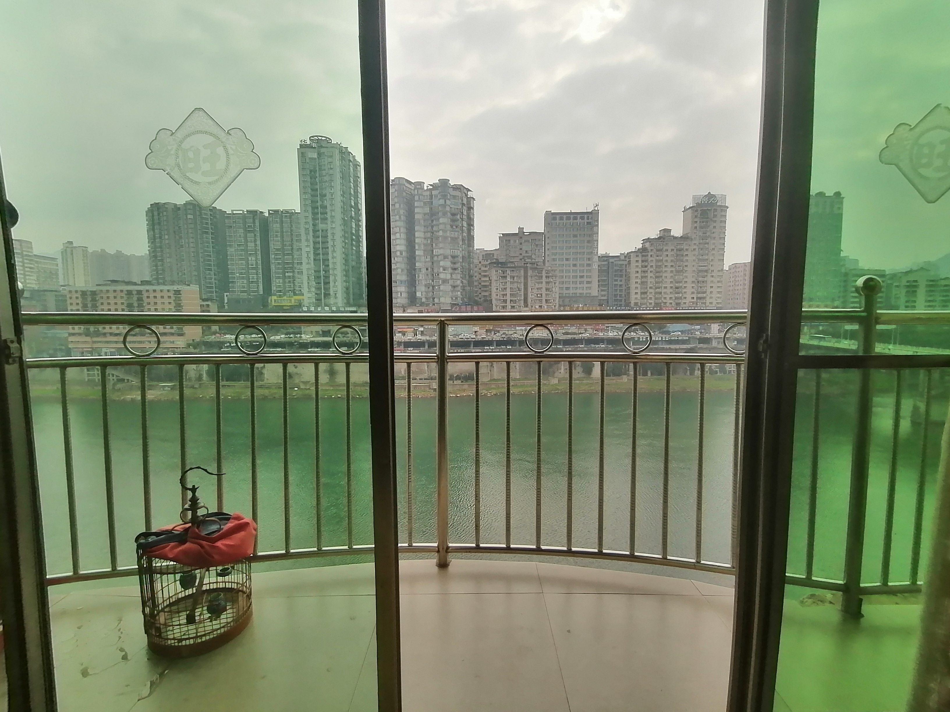 滩头街45号