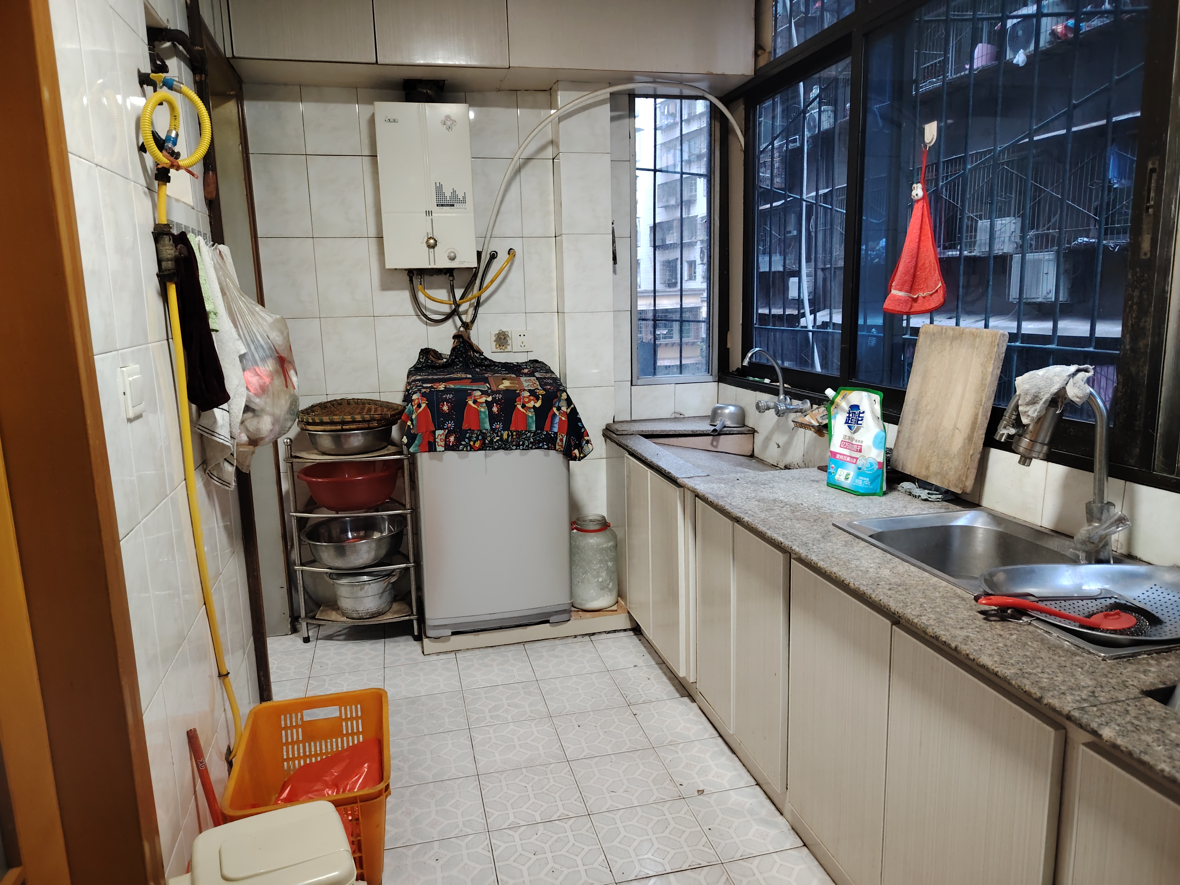 草街子巷64号居民楼