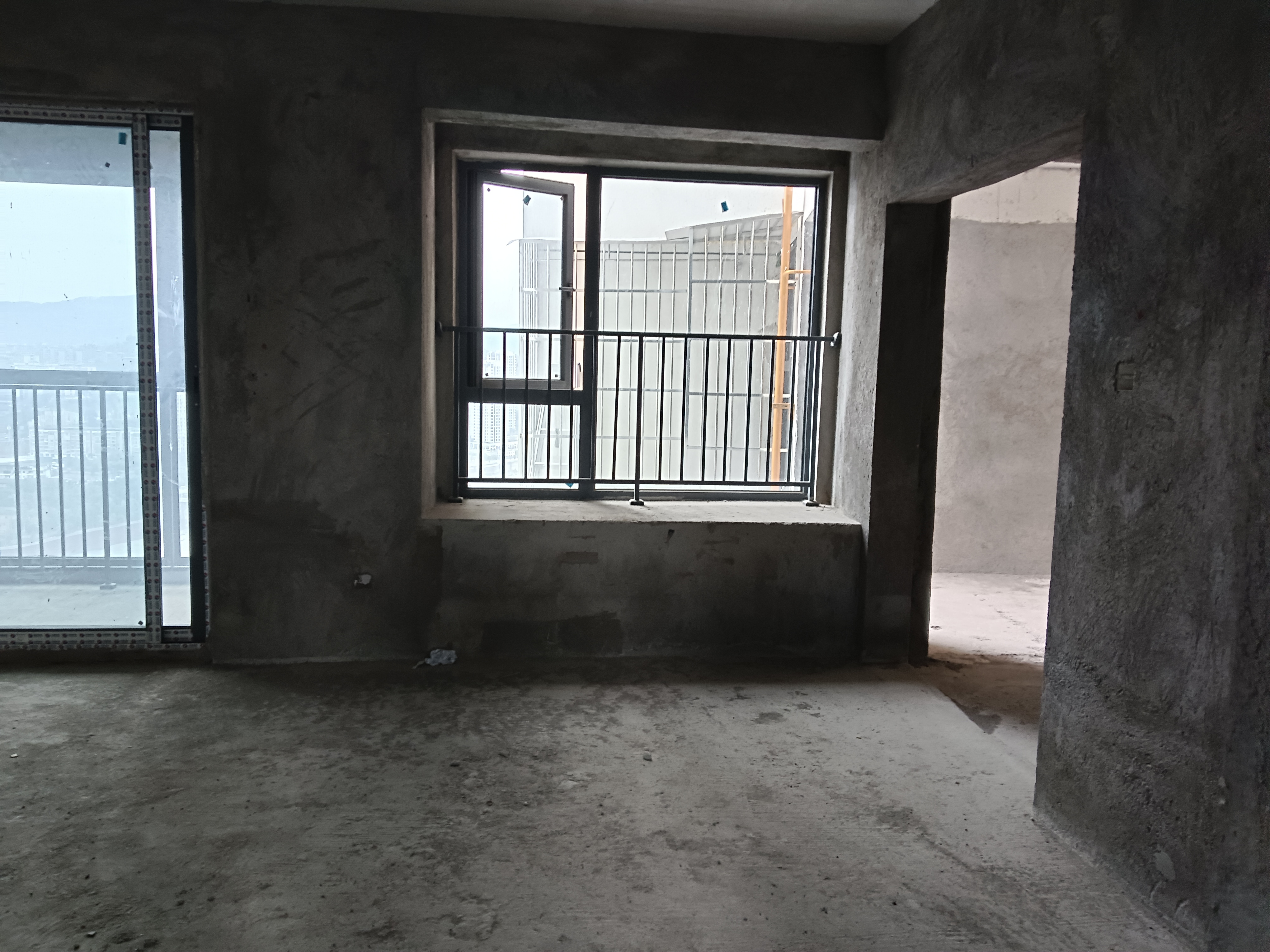 藍潤置地廣場