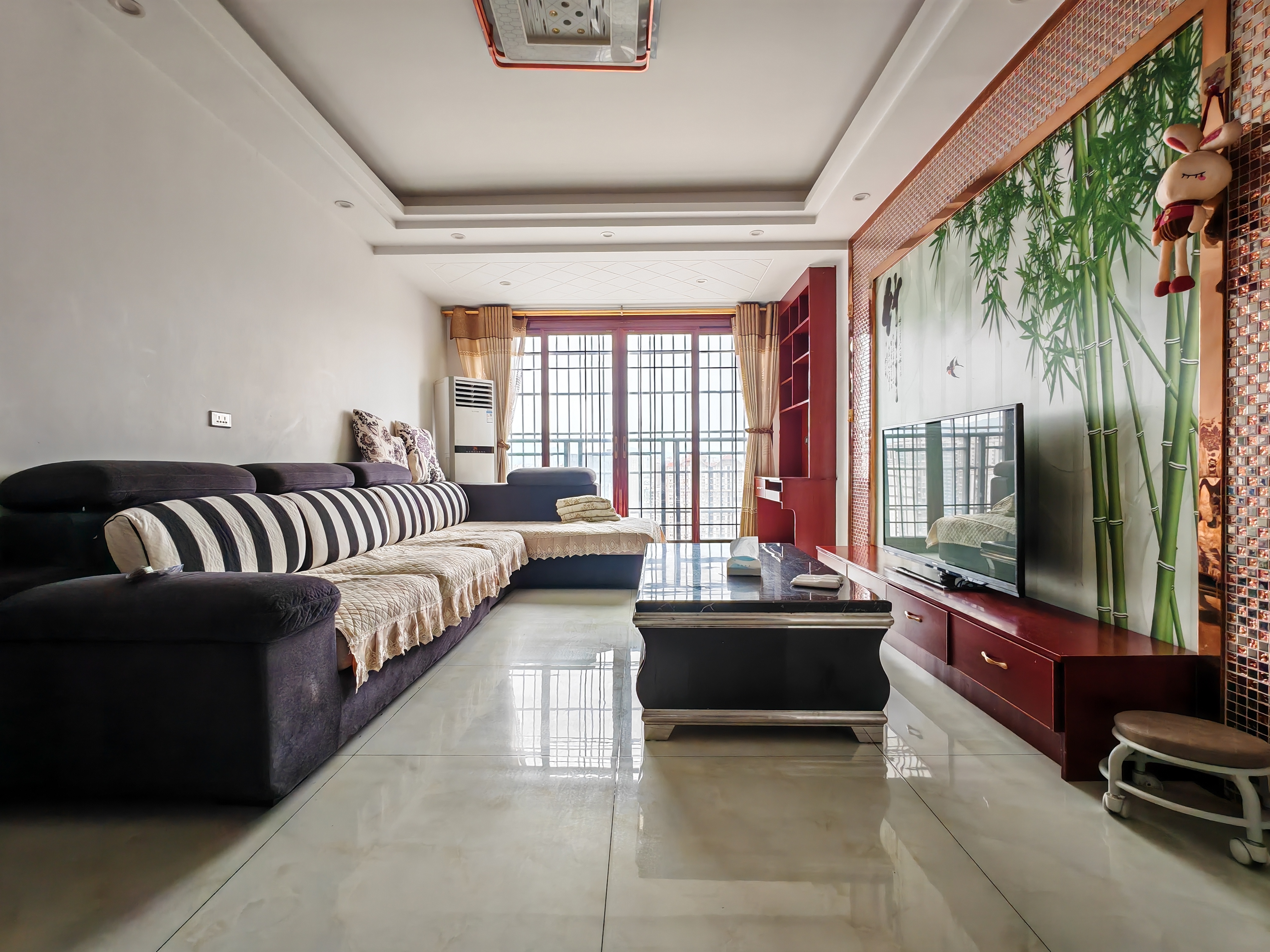 （火车站）信德观天下 3室2厅1卫 南