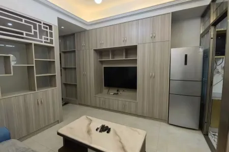 （升华广场）好莱坞公馆 2室1厅1卫 西