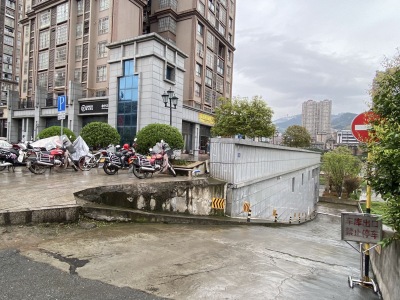 南亭香江