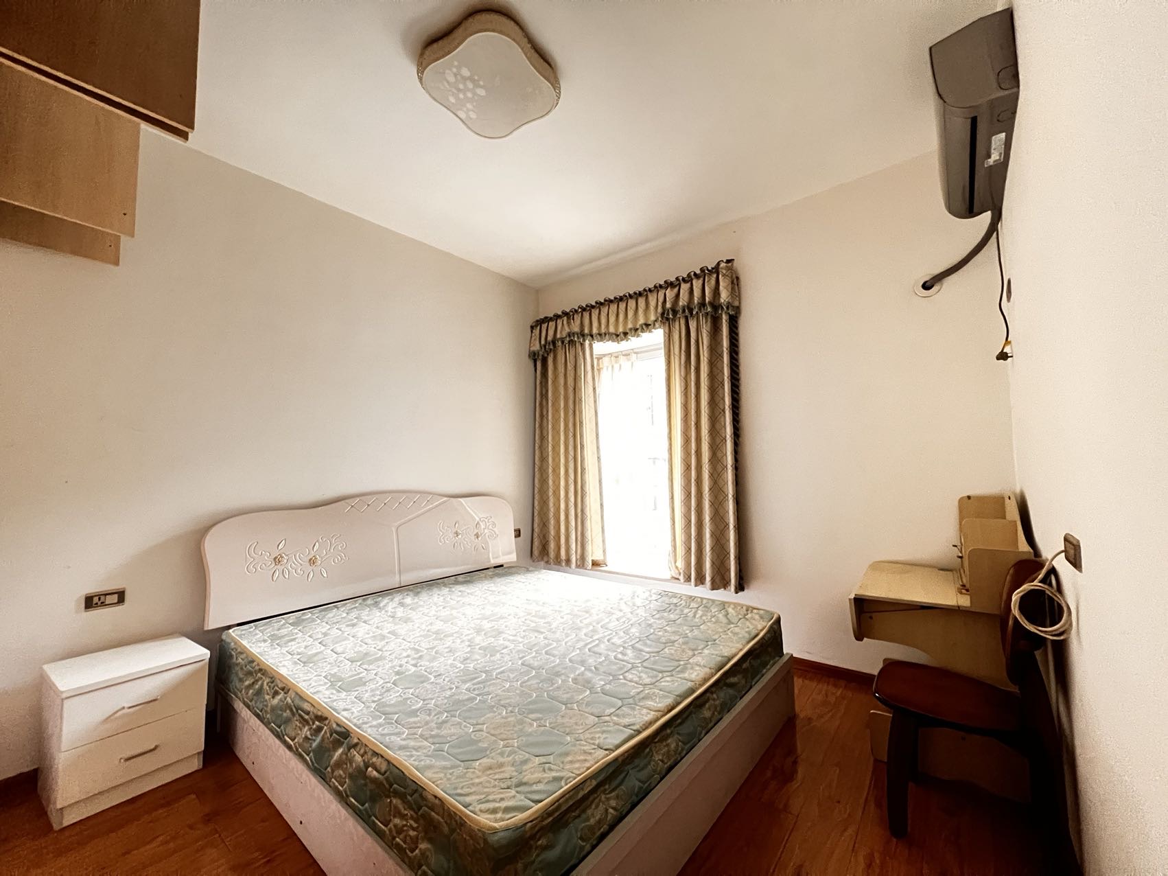 （罗浮广场）御景上城 2室1厅1卫 南