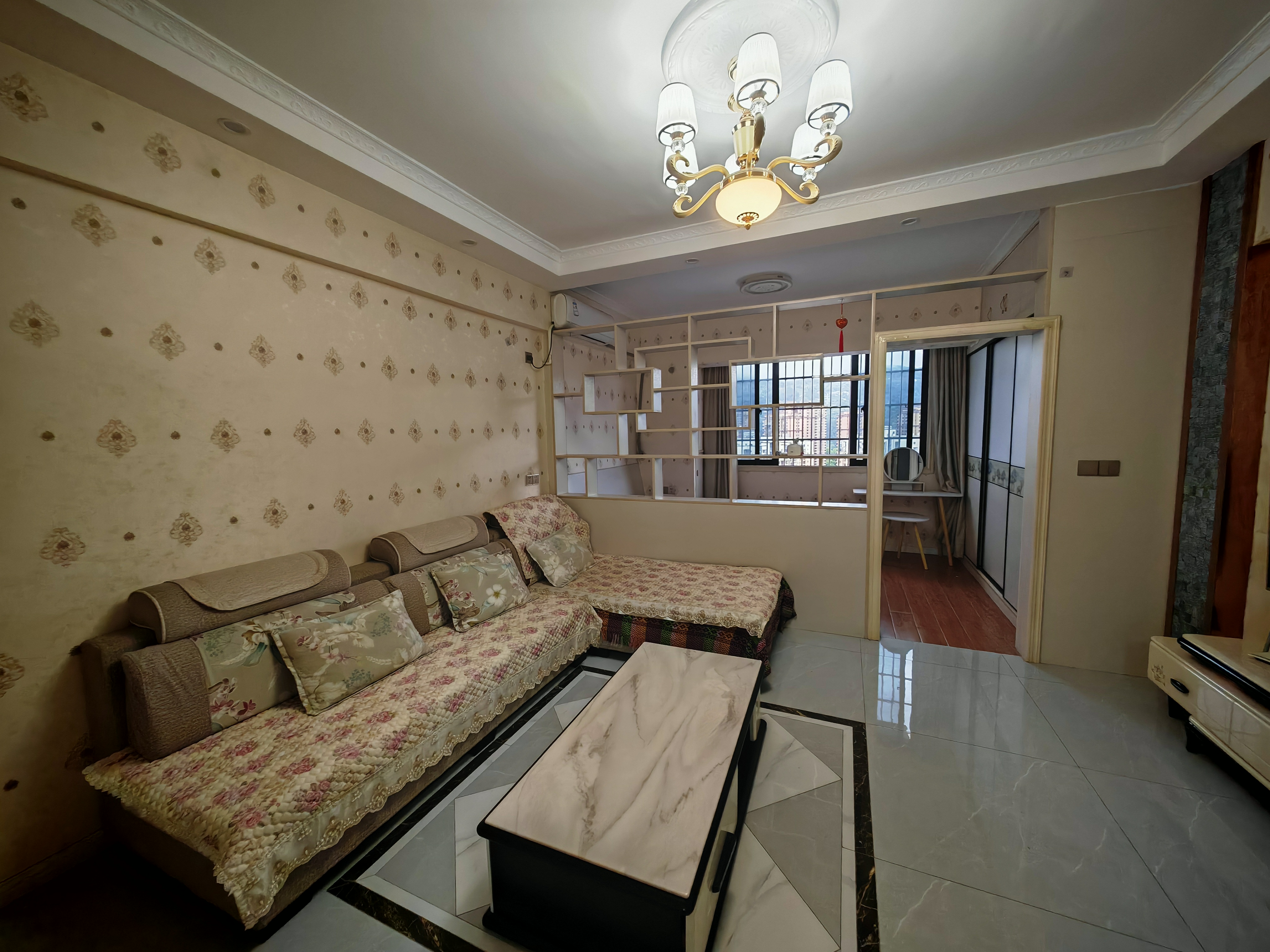 （升华广场）升华SOHO公寓 1室1厅1卫 东南