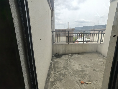 阳光书香澜台