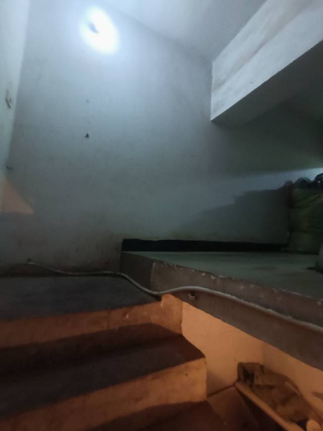 兰天（蓝天）小学商住楼