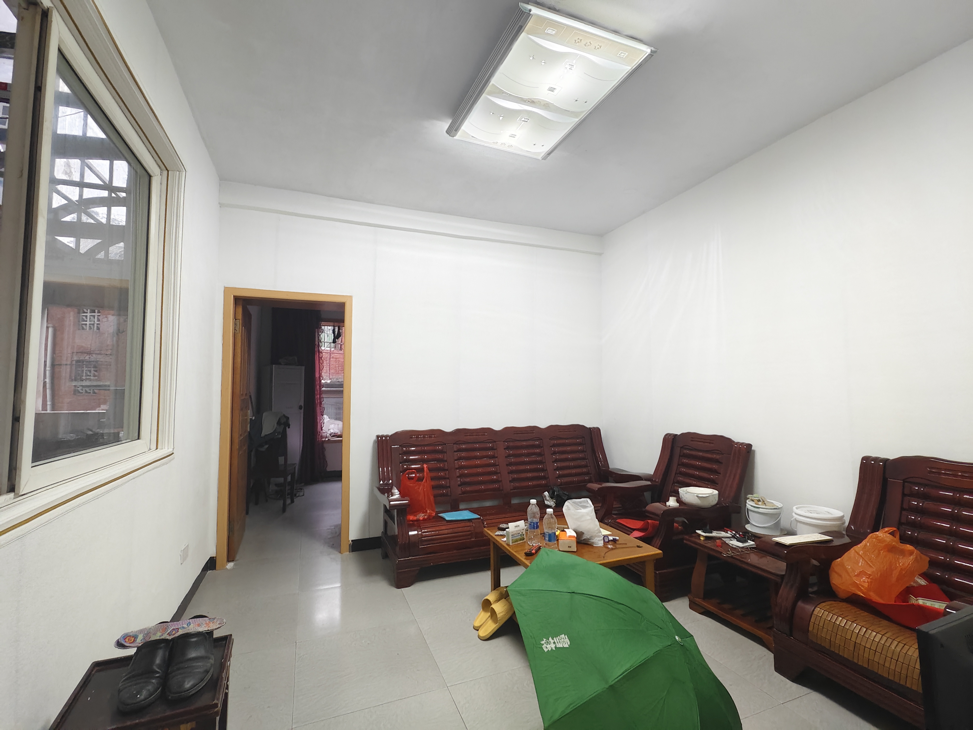 （中心广场）新世纪广场 2室1厅1卫 东南