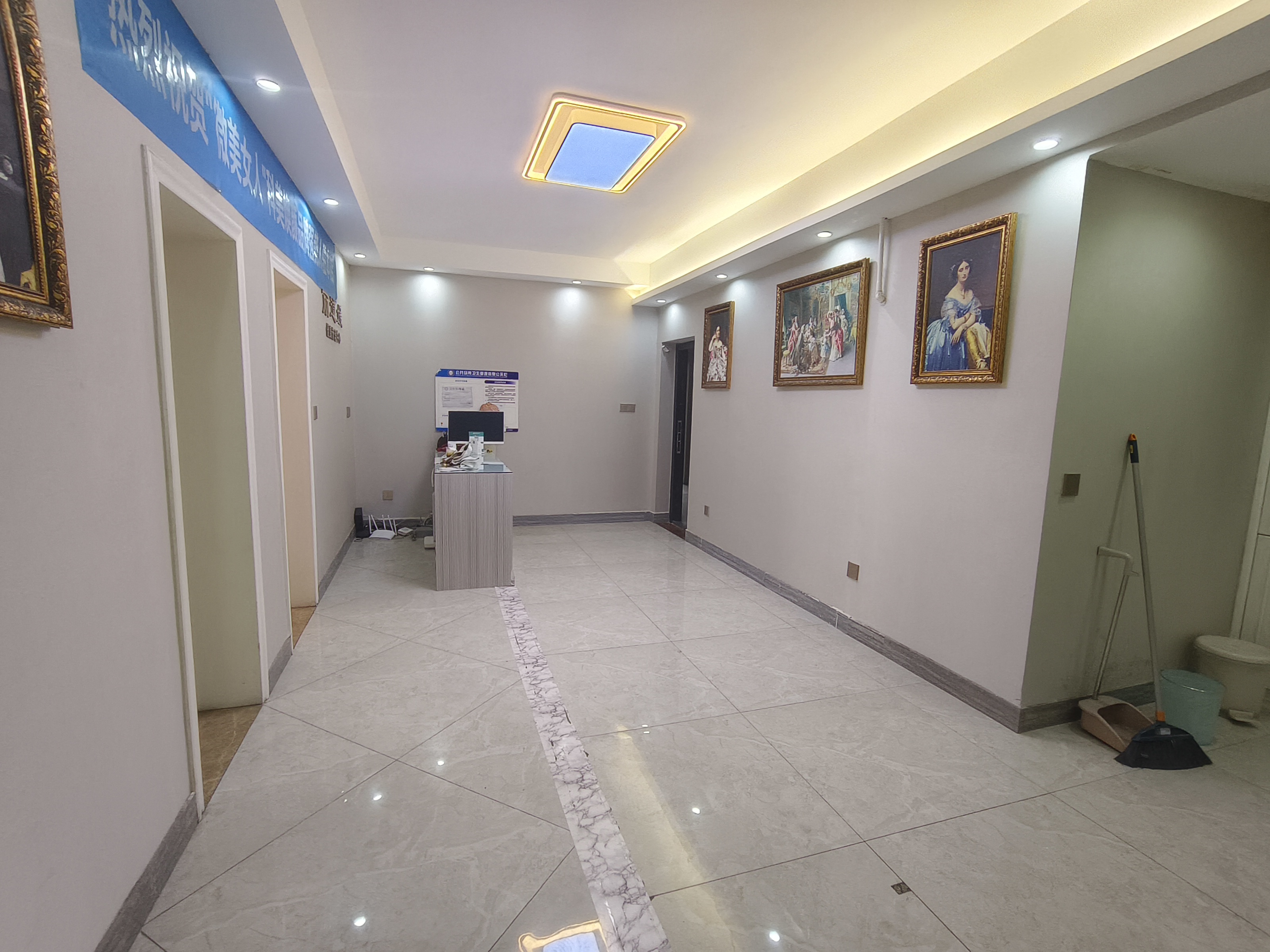 （中心廣場）文華街郵電局家屬院 3室2廳1衛 南
