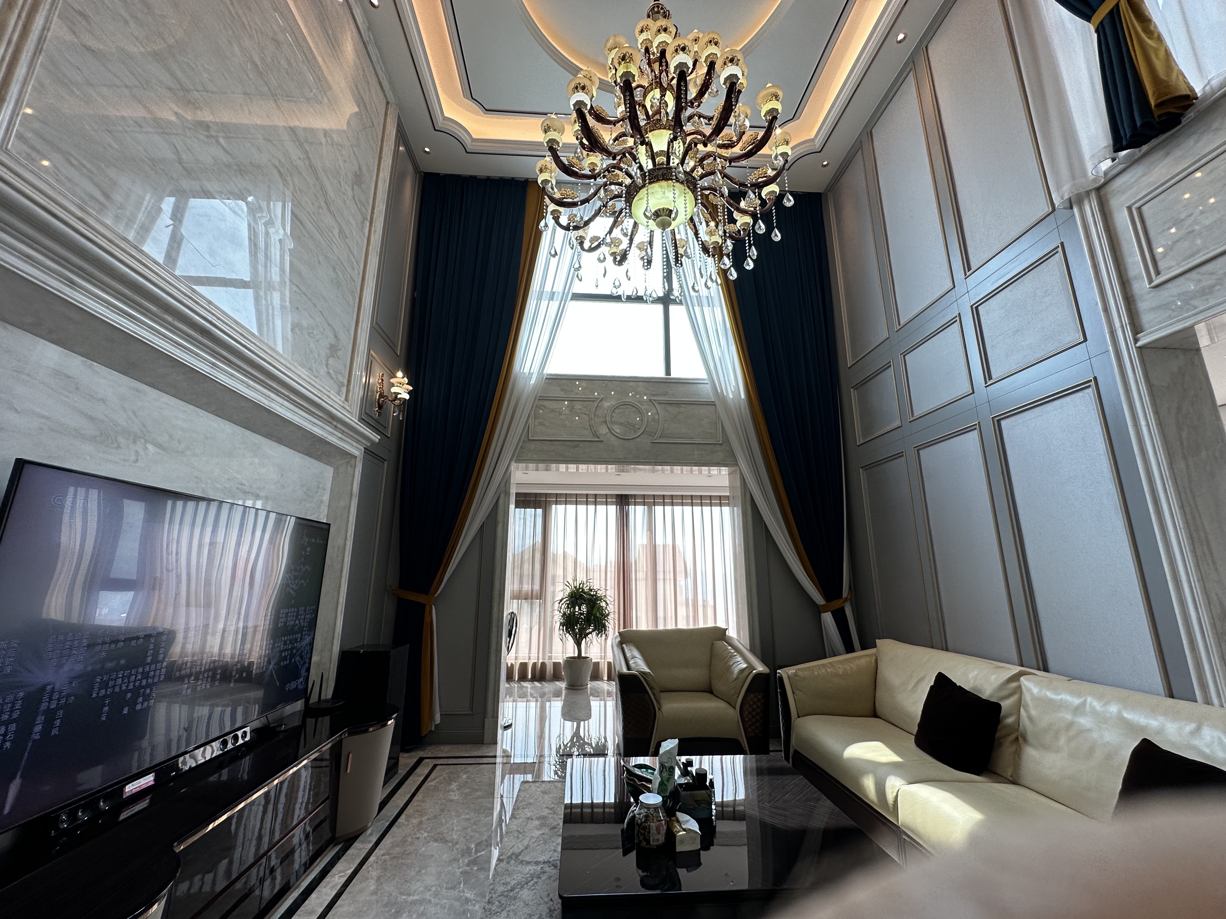 江湾城六期澜岸 4房3厅4卫 