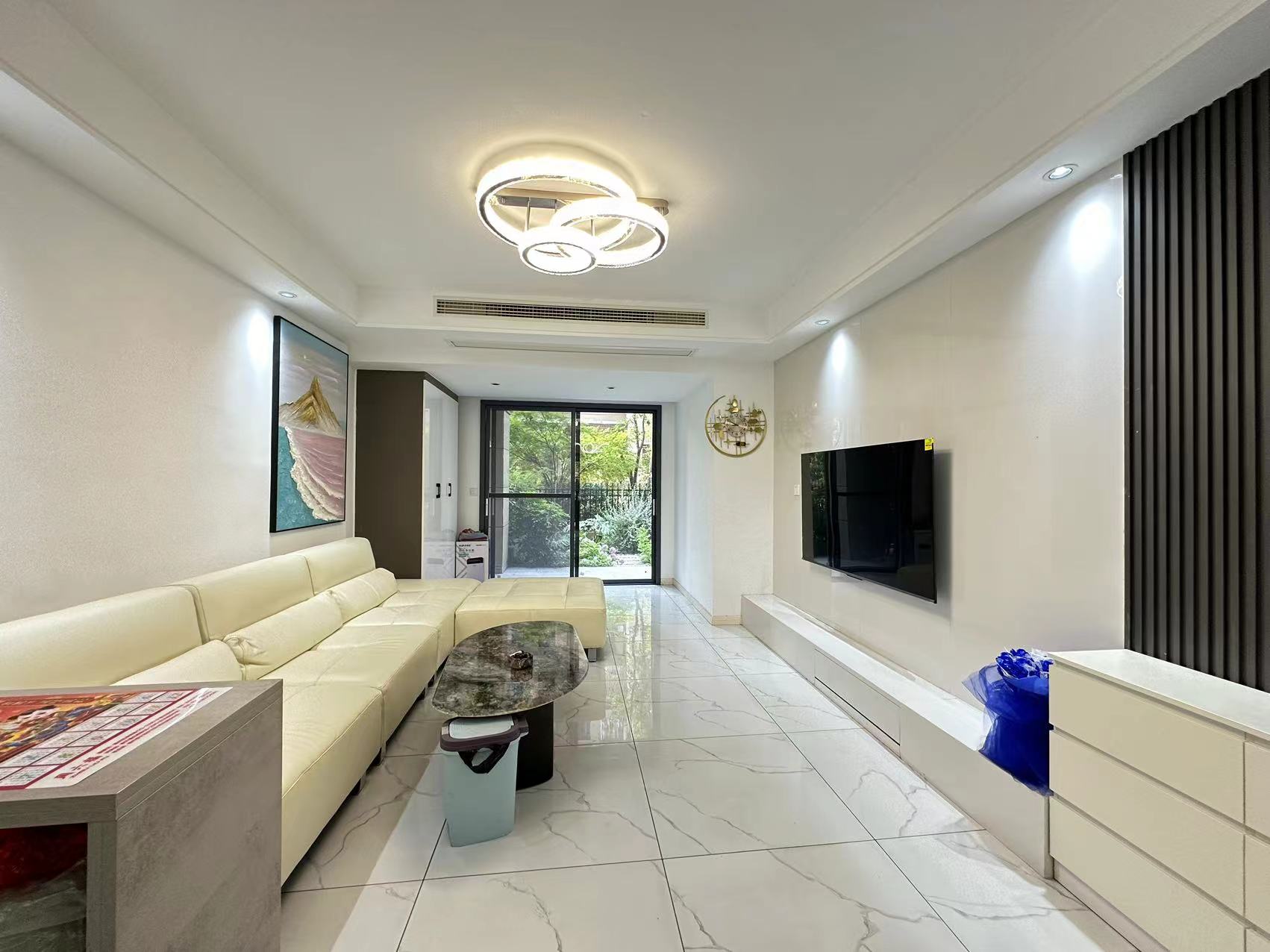 （莲花湖）中梁首府 3室2厅2卫 南