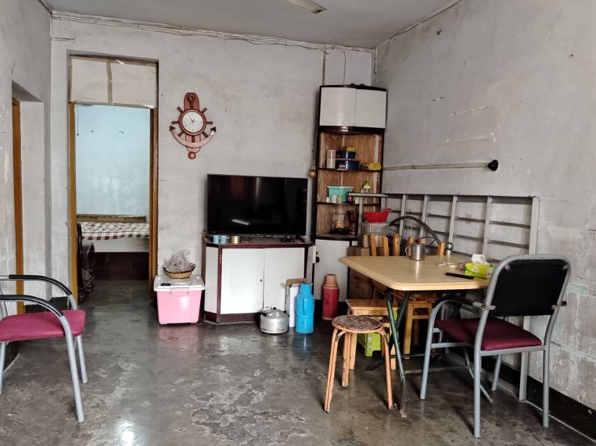 （中心广场）通川区朝阳东路20号 2室1厅1卫 