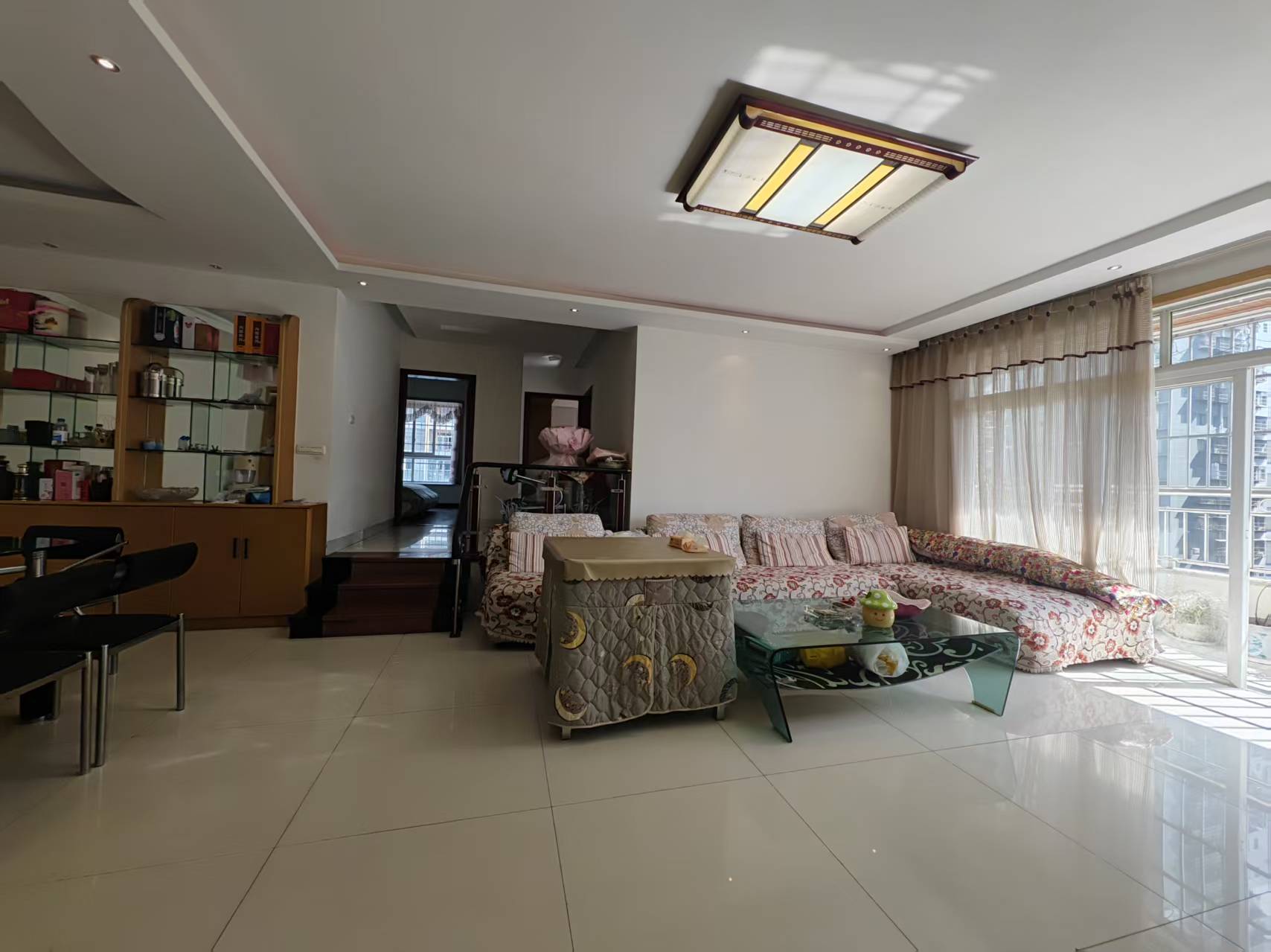 （三里坪）自由心岸 3室2厅2卫 南