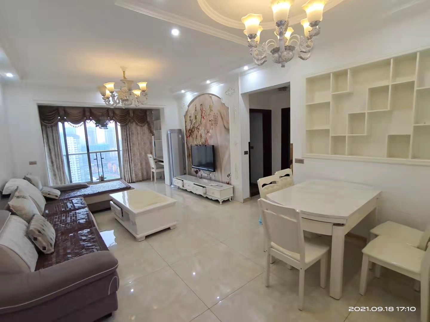 （凤凰大道）万锦城 3室2厅1卫 南