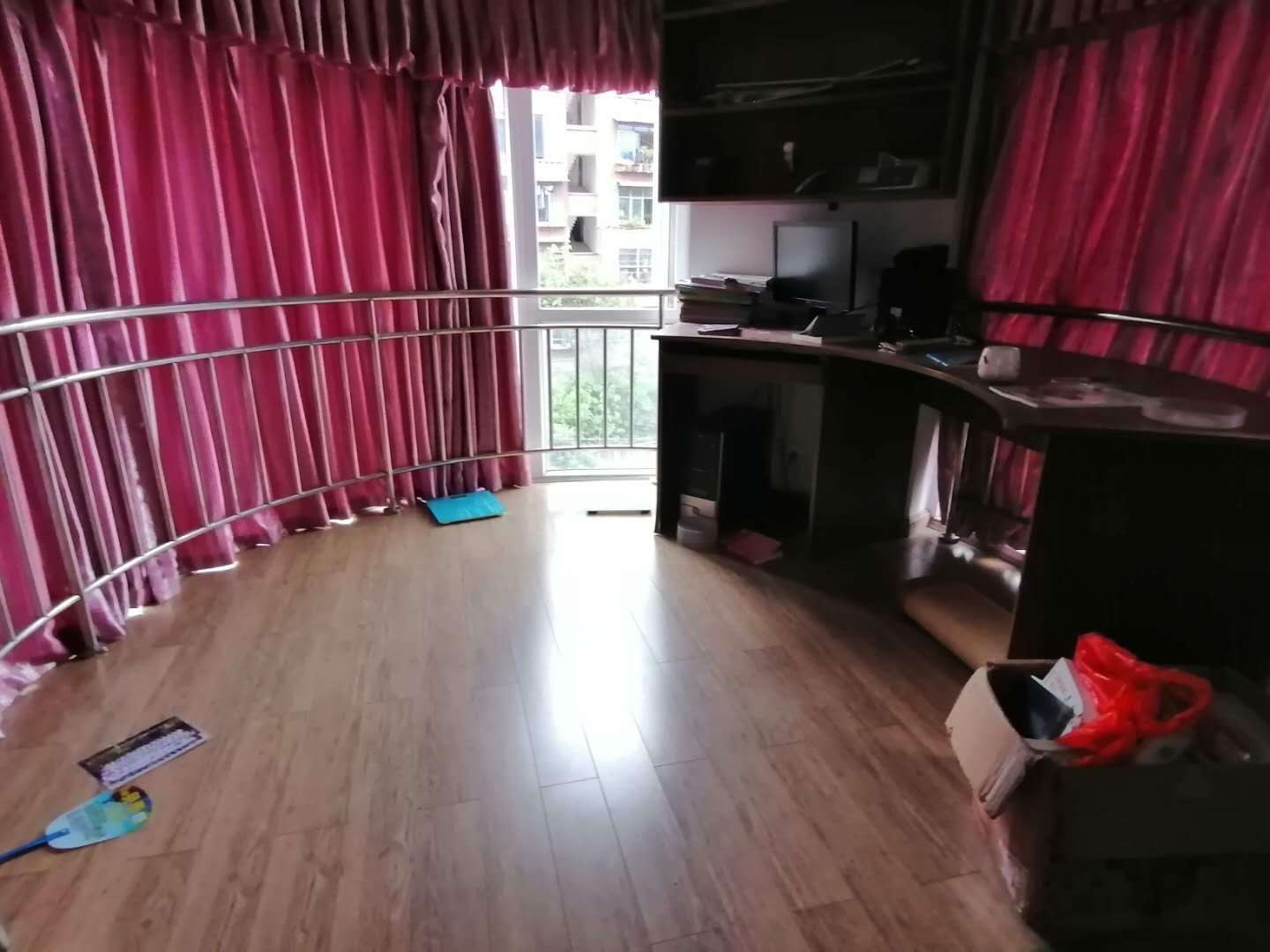 （升华广场）南庭春天里 3室2厅1卫 北