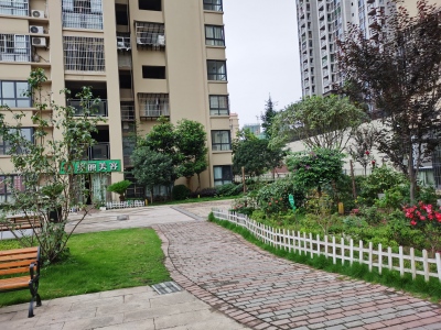（凤凰大道）莲湖一美地 3房2厅1卫 南