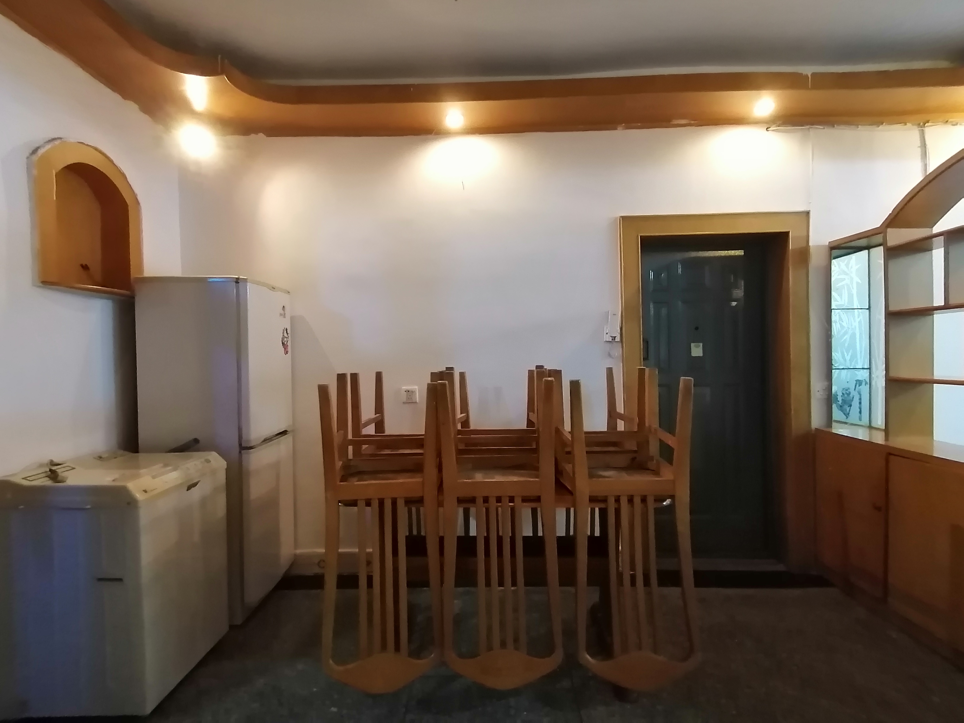 大西街陈公祠中心巷124-172号居民楼