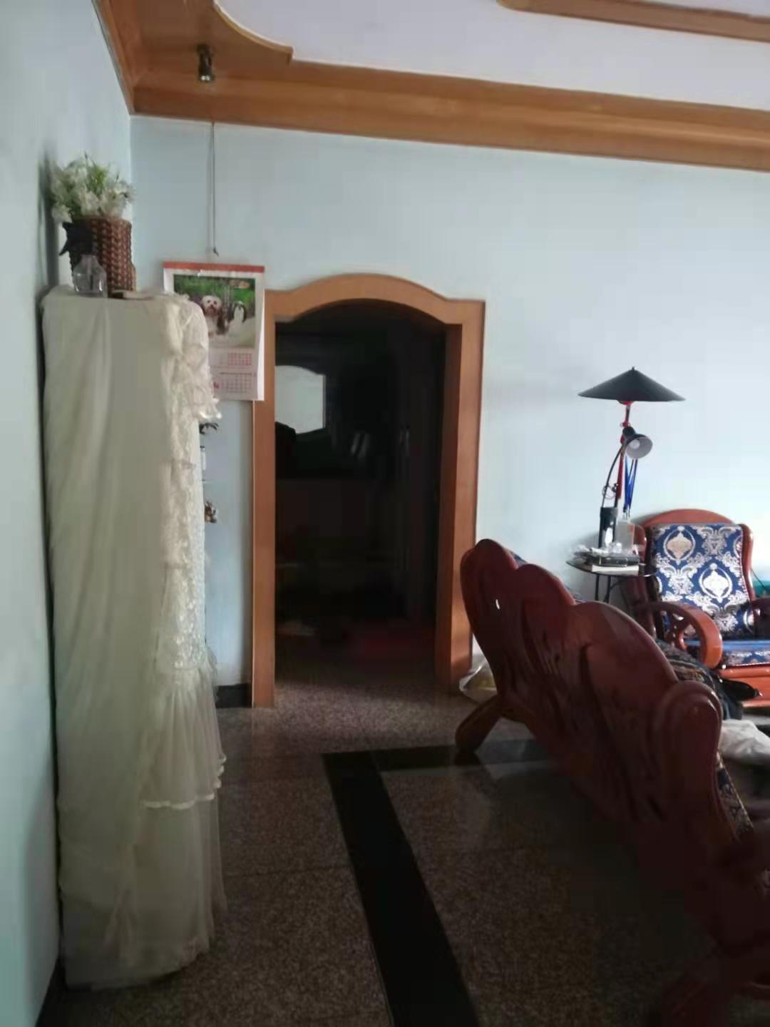 南外工商局家屬院