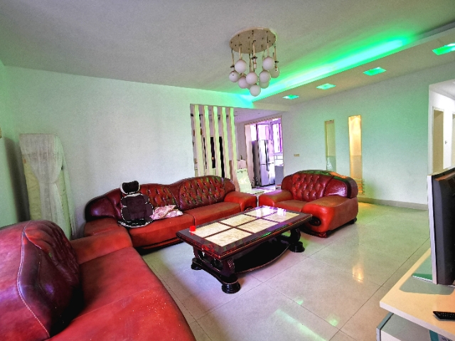 （火车站）罗浮阳光 3室2厅2卫 东南