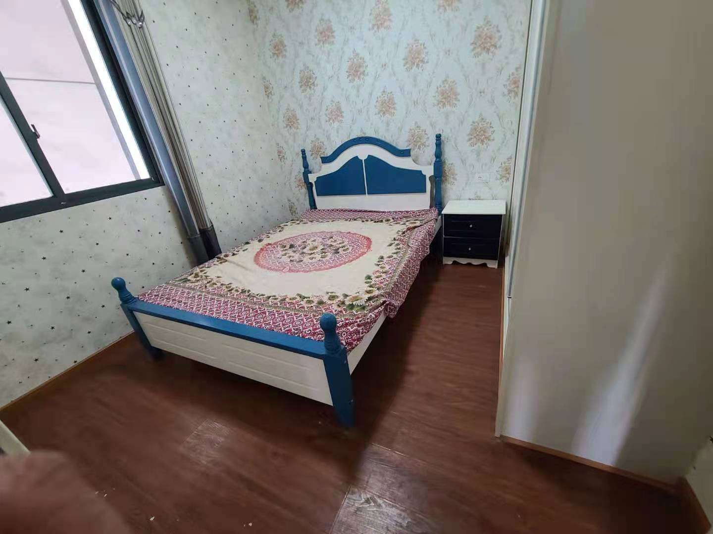 滨江山语城