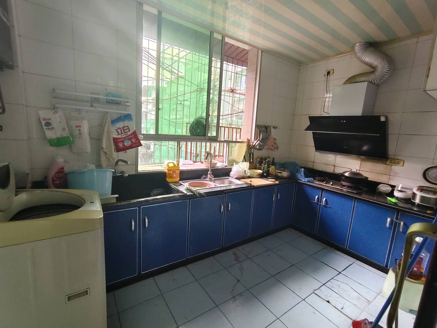 聚全商住樓（漢興大道二段727號）