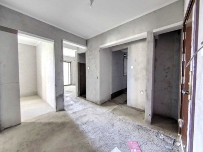 南北通透,次新小区,黄金地段,楼层好,采光很棒,性价比高