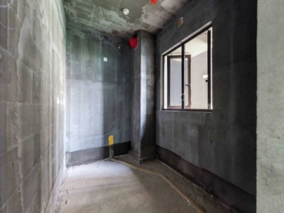 华发城建四季半岛水晶湾