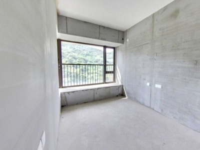 华发城建四季半岛水晶湾