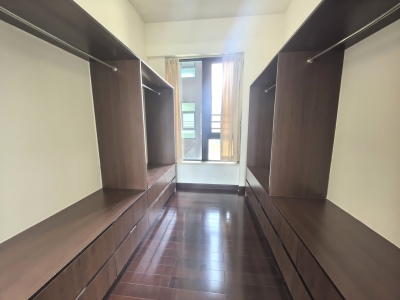 华发新城五期(彩云河畔)