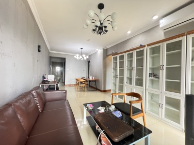 华发城建四季半岛钻石湾户型102.85m²楼层