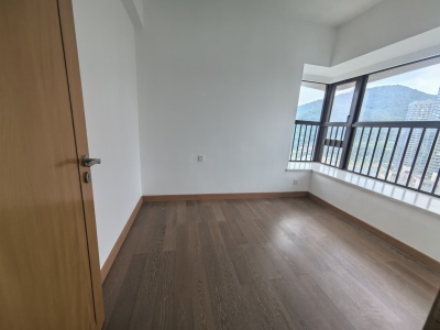 华发城建四季半岛钻石湾