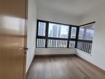 华发城建四季半岛钻石湾