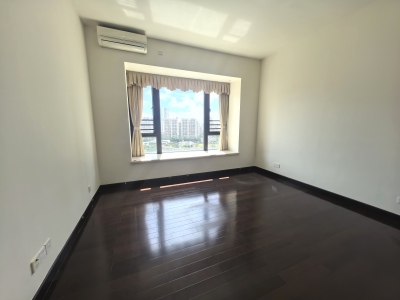 华发新城五期(彩云河畔)