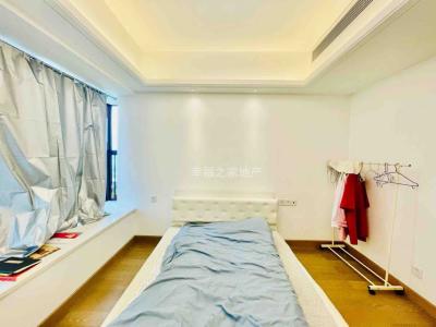 华发城建四季半岛钻石湾