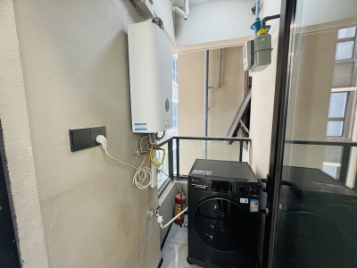 华发城建四季半岛水晶湾