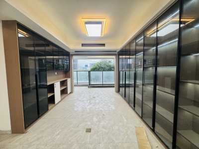 华发城建四季半岛钻石湾户型102.0㎡楼层