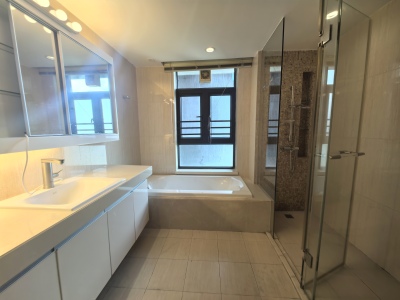 华发新城五期(彩云河畔)