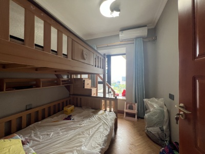 华发城建四季半岛钻石湾