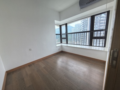 华发城建四季半岛钻石湾