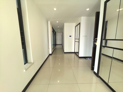 华发新城五期(彩云河畔)