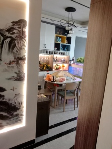 迎海江畔