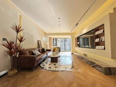 威宁麒龙香林美域 4室2厅2卫 85万 