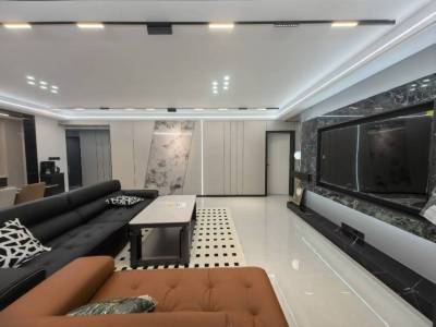 燕山壹号天玺 4室2厅2卫 69.8万 