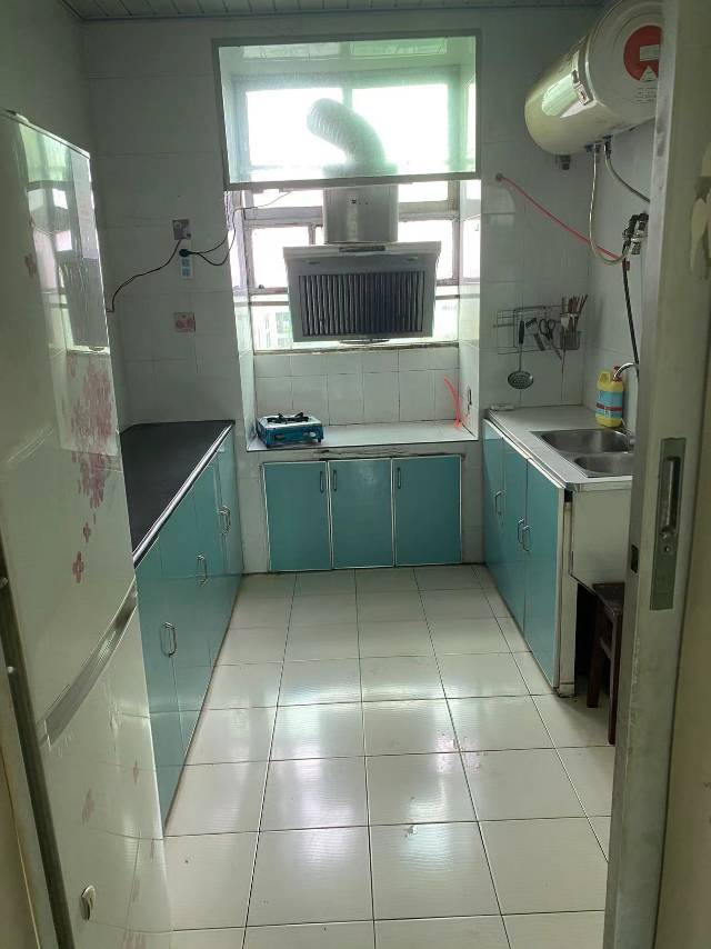 西湖小学集资楼