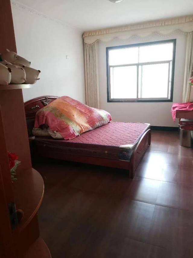 体育馆小区