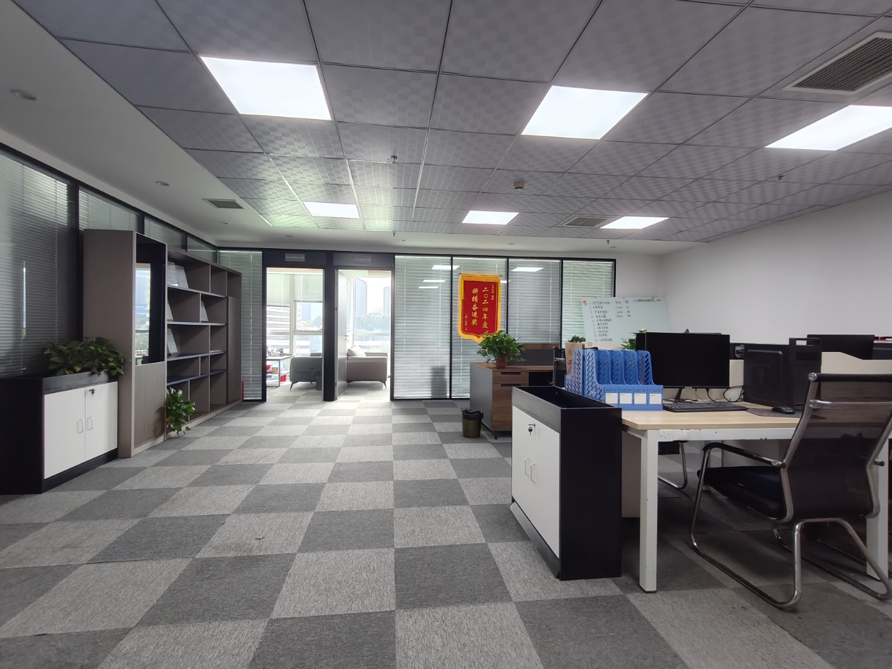 鲁商国奥城(17租)