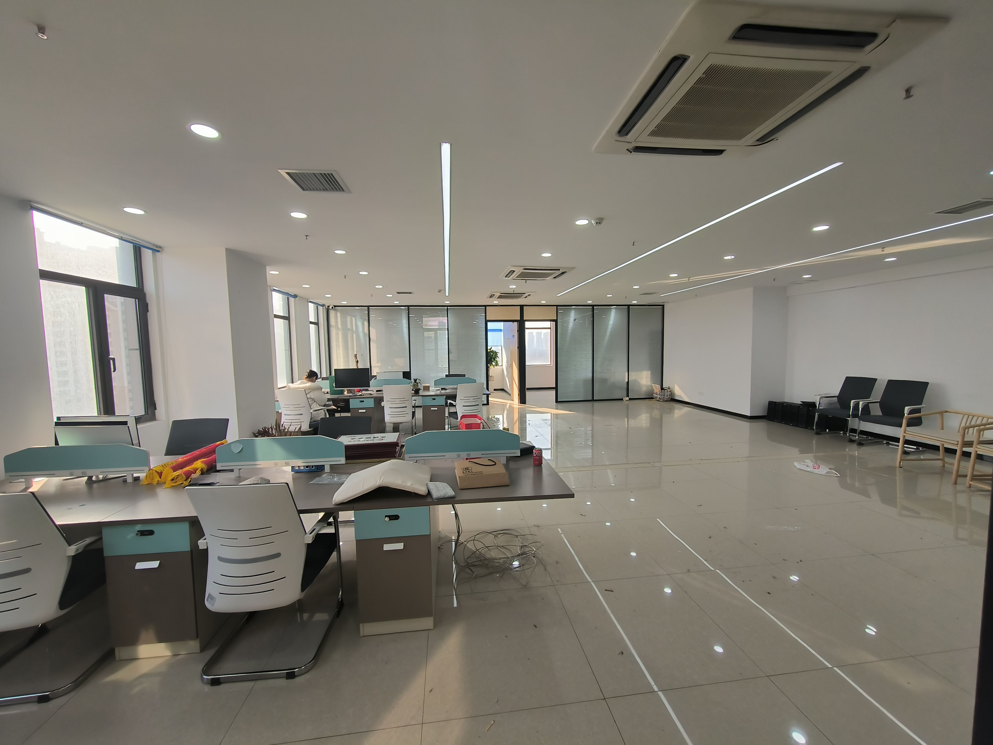 银丰东8区(17租)