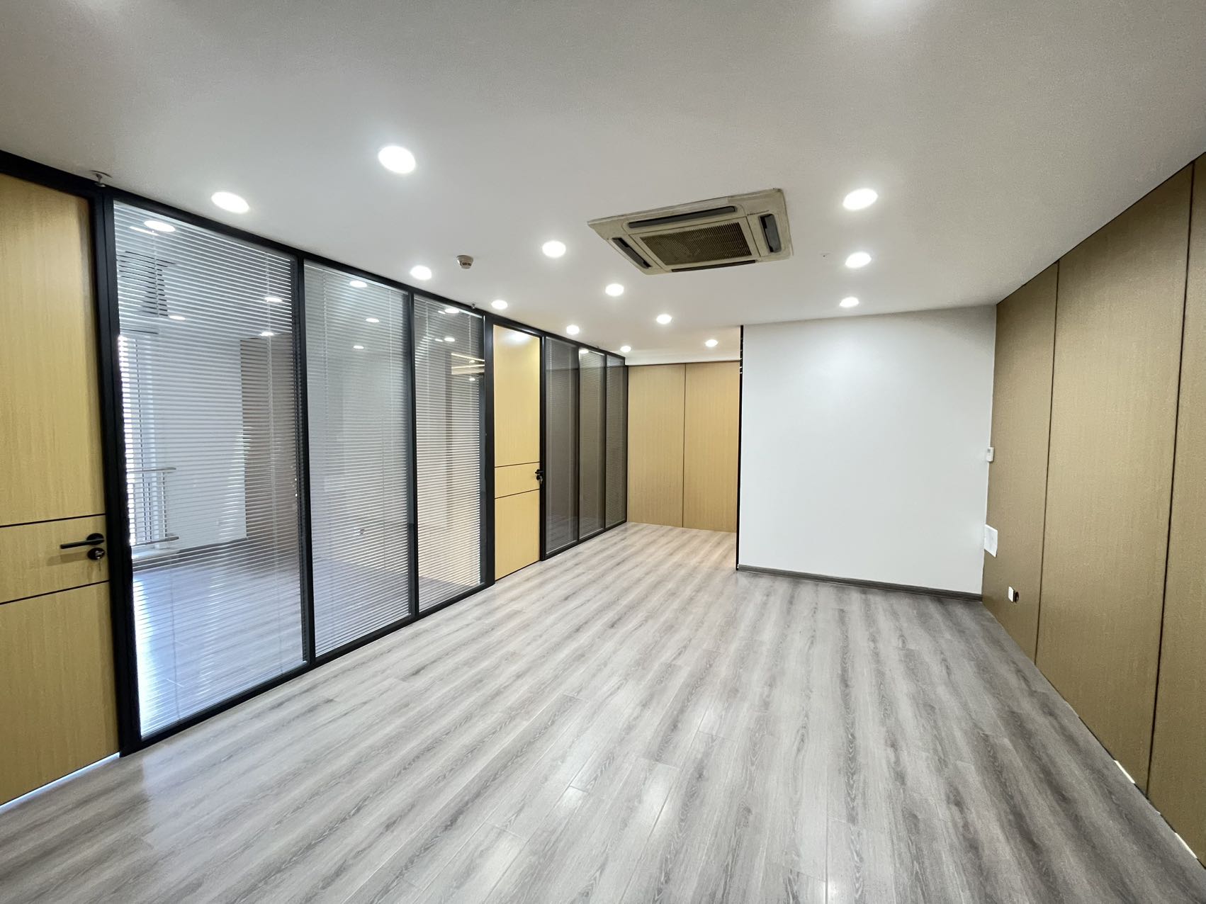 海信龙奥9号(17租)